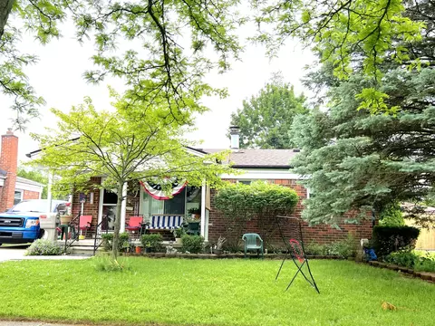 31521 Grant St, Wayne, MI 48184