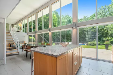 308 E Wagner Rd, Buchanan, MI 49107 photo 5