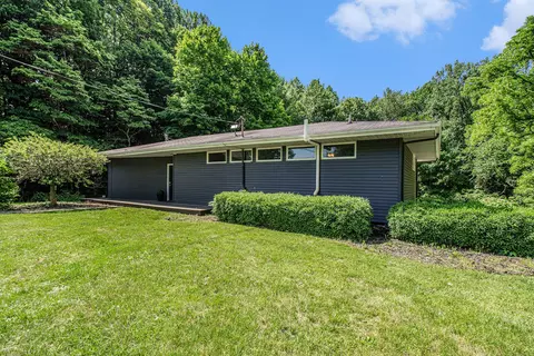 308 E Wagner Rd, Buchanan, MI 49107 photo 22