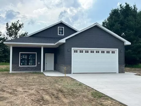 7931 Carriage Ln, Canadian Lakes, MI 49346