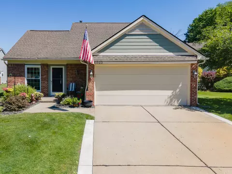 41522 Cornell Dr, Novi, MI 48377