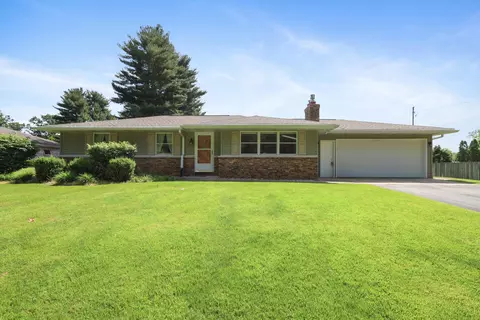 9317 Chapel St, Portage, MI 49024