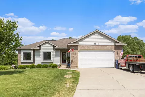 4343 Hickory View Ct, Wayland, MI 49348