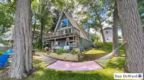 1099 E Hess Lake Dr, Grant, MI 49327 photo 10