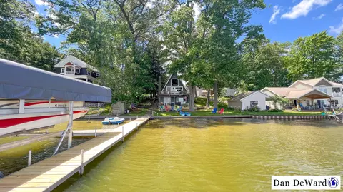 1099 E Hess Lake Dr, Grant, MI 49327 photo 7