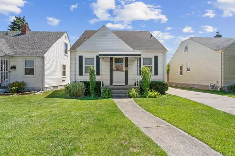 6226 Kendal St, Dearborn, MI 48126