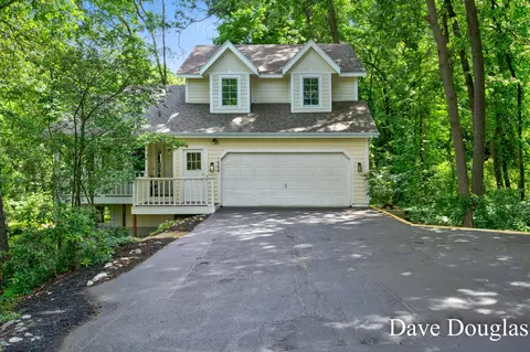 7566 30th St SE, Ada, MI 49301