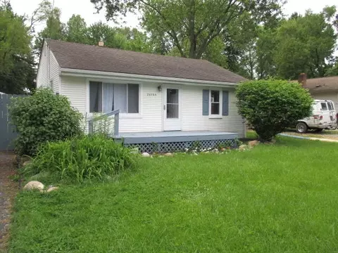 24755 Mary St, Taylor, MI 48180