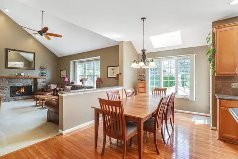 Dining - 2159 Applebrook Dr, Commerce Twp, MI 48382 photo 1 of 4