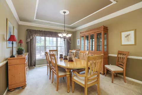 Dining - 2159 Applebrook Dr, Commerce Twp, MI 48382 photo 2 of 4