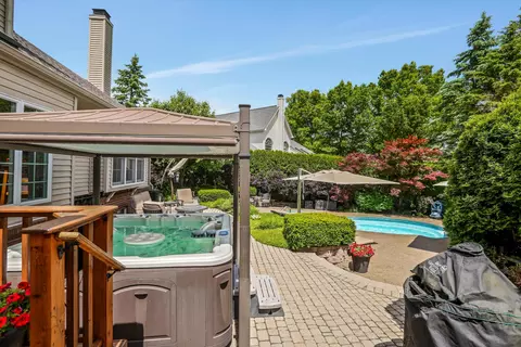 Exterior - 2159 Applebrook Dr, Commerce Twp, MI 48382 photo 7 of 16