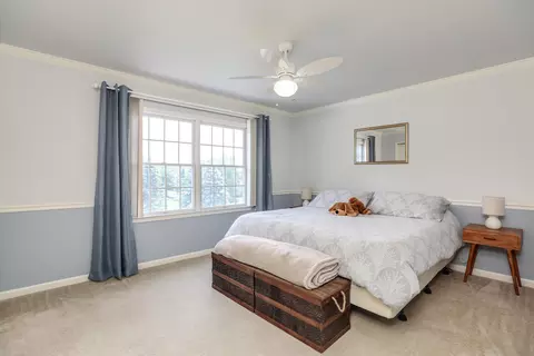Bedroom - 2159 Applebrook Dr, Commerce Twp, MI 48382 photo 2 of 5