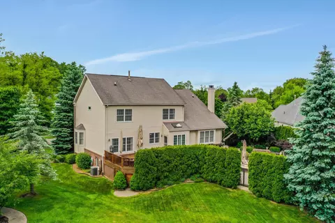 Exterior - 2159 Applebrook Dr, Commerce Twp, MI 48382 photo 16 of 16