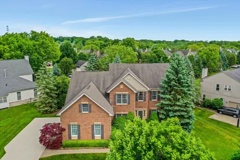 2159 Applebrook Dr, Commerce Twp, MI 48382