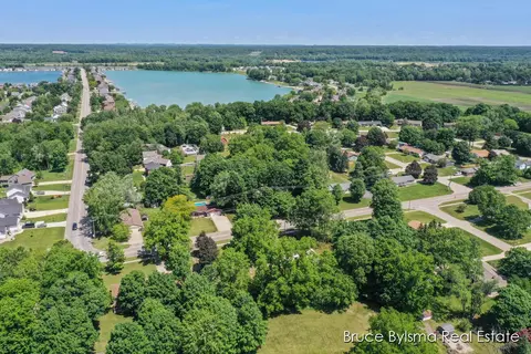 2374 Bauer Rd, Jenison, MI 49428 photo 23