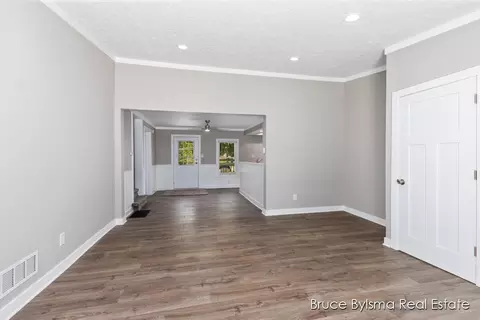 2374 Bauer Rd, Jenison, MI 49428 photo 7