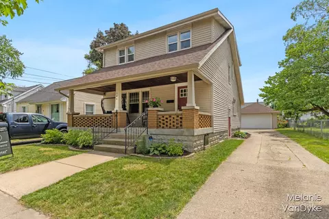 144 Guild St NE, Grand Rapids, MI 49505