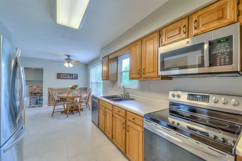 6542 Bluebird Ct, Jackson, MI 49201 photo 12