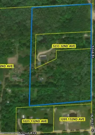 3232 32nd St, Hopkins, MI 49328