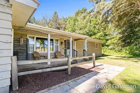 7945 E Garfield Rd, Hesperia, MI 49421 photo 2