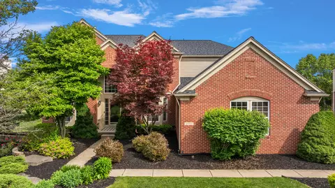 48806 Running Trout Ln, Northville, MI 48168