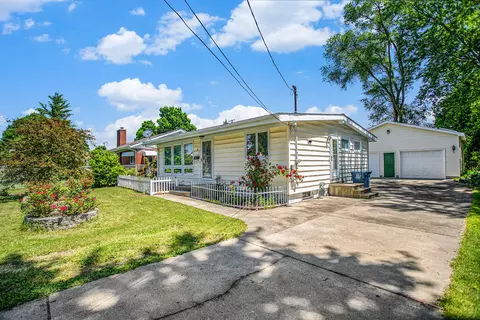 107 Darragh Dr, Battle Creek, MI 49015