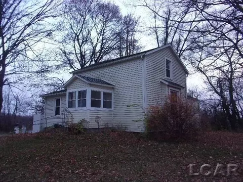 2771 Jerome Rd S, Pittsford, MI 49271
