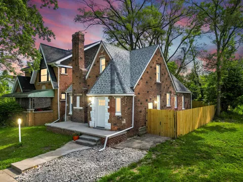 15378 Mendota St, Detroit, MI 48238