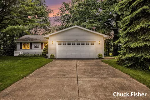 3871 E Shore Dr, Stanton, MI 48888