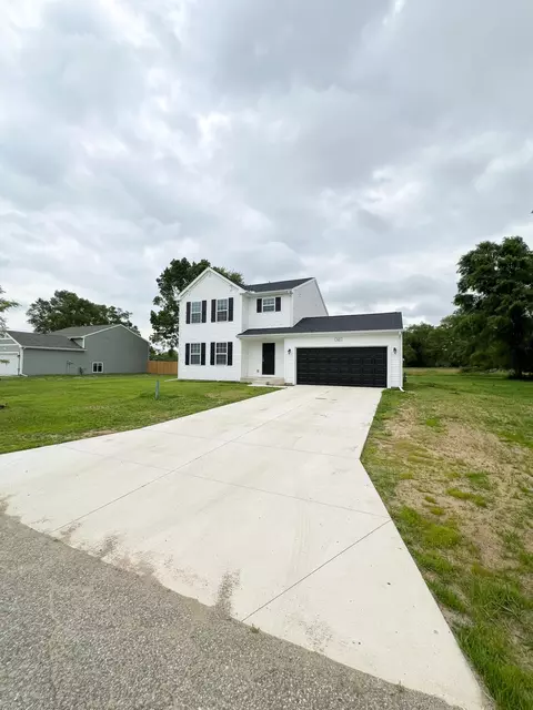 425 Orchard St, Constantine, MI 49042