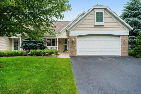396 Timberlake E, Holland, MI 49424