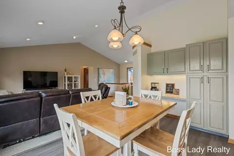 1824 Railside Ct, Dorr, MI 49323 photo 9