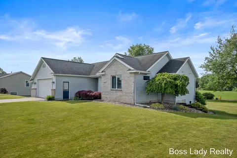 1824 Railside Ct, Dorr, MI 49323 photo 3
