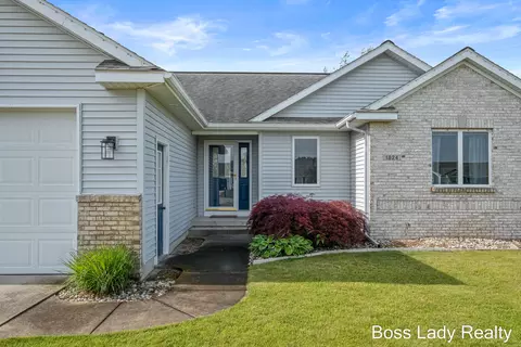 1824 Railside Ct, Dorr, MI 49323 photo 2