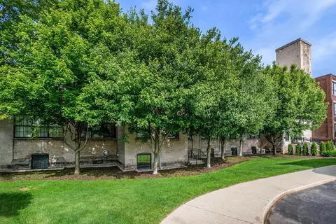 533 Columbia Ave #259, Holland, MI 49423