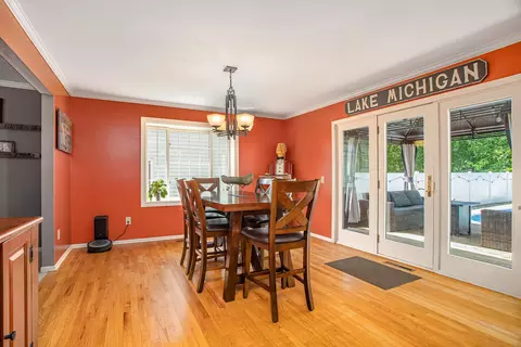 605 N Drive Dr E, Marshall, MI 49068 photo 4