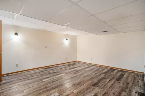 605 N Drive Dr E, Marshall, MI 49068 photo 16