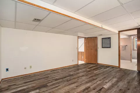 605 N Drive Dr E, Marshall, MI 49068 photo 15