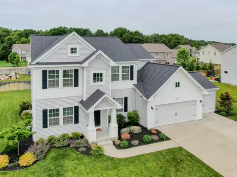 7258 Waltham Dr, Kalamazoo, MI 49009