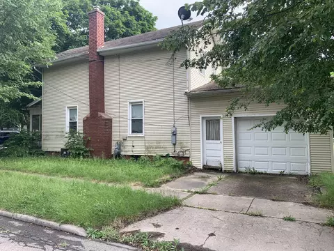 313 Comstock St, Adrian, MI 49221 photo 5