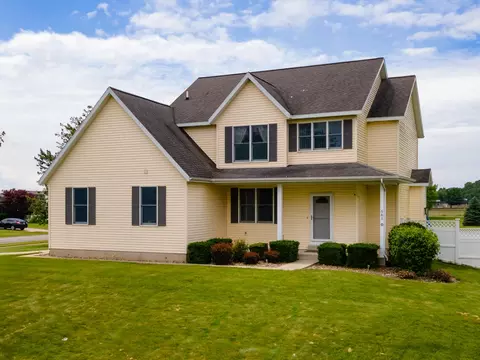 5610 Pioneer Ave, St. Joseph, MI 49085