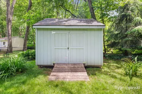 1870 Junewood Ct SE, Lowell, MI 49331 photo 16