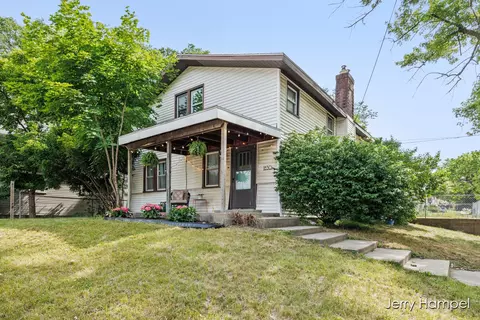 1830 Kalamazoo Ave SE, Grand Rapids, MI 49507