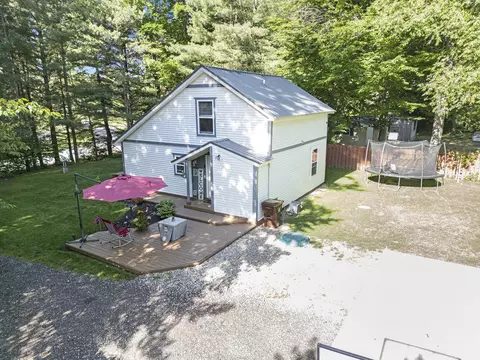 4144 E Shore Dr, Stanton, MI 48888 photo 5
