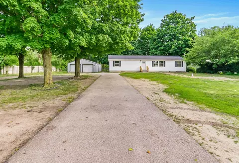 66391 Red Arrow Hwy, Hartford, MI 49057