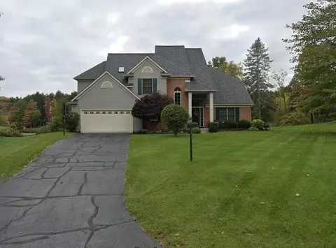 9136 Cotters Ridge Rd, Richland, MI 49083