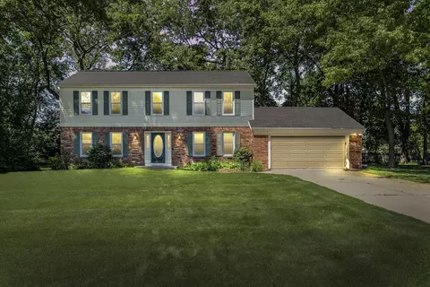 5366 Burning Tree Rd, Kalamazoo, MI 49009