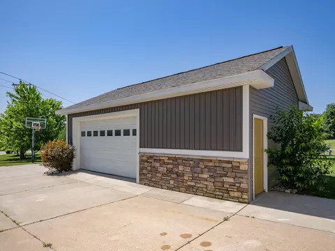 4240 Jack Rabbit Ct, Dorr, MI 49323 photo 30