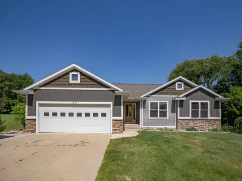 4240 Jack Rabbit Ct, Dorr, MI 49323 photo 2