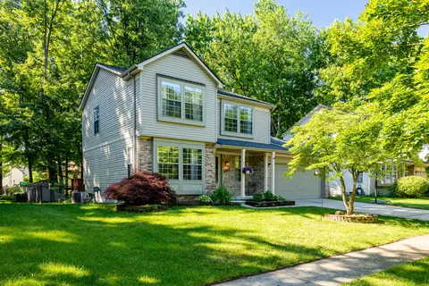7972 Faircrest Dr, Ypsilanti, MI 48197